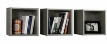 Carica l&#39;immagine nel visualizzatore di Gallery, SET 3 CUBI 35X28X35 COL.CEMENTO PENSILI COMPOSAD 93922 MENSOLA MODERNA